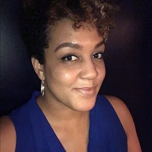 Meet your Posher, Bethany